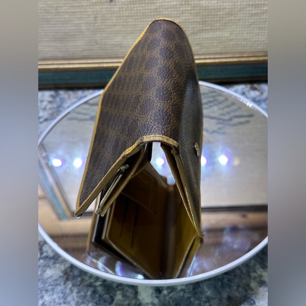 CELINE MACADAM Kiss-lock Wallet Mustard Color - Picture 3 of 10